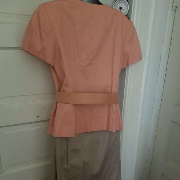 Beautiful  skirt suit 4 button up top. - Picture 4 of 6